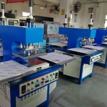 东莞市石碣昊辉塑胶制品厂 以专业与创新，驱动矽利康、硅胶商标与高周工艺的卓越发展